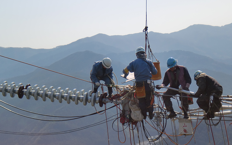 仕事を知る | 架空送電線工事｜山電株式会社｜採用サイト